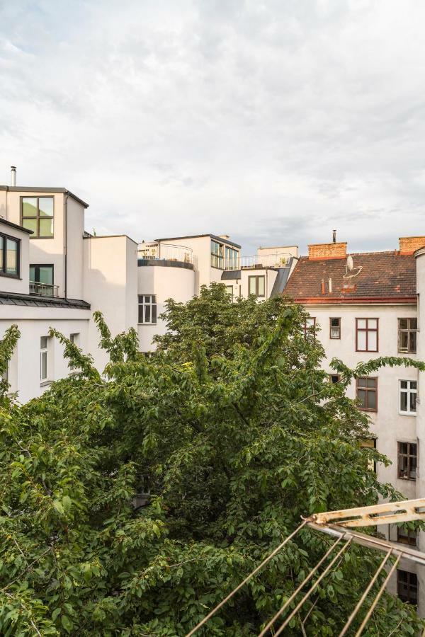 Apartment Spittelau Spacious Bright Contactless Selfcheckin Central Metro Train Station Vienna